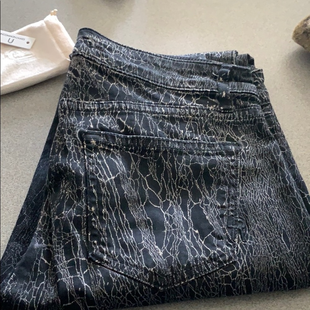 Rich and skinny jeans